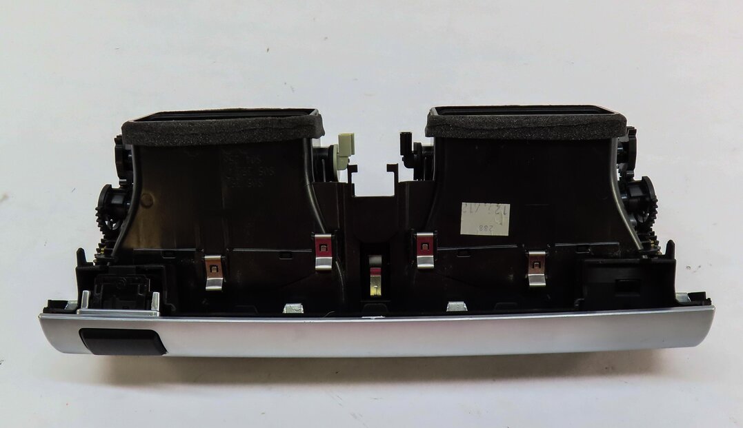 Thumbnail 5: 2012 BMW X5 (E70) FRONT CENTER DASH A/C HEATER AIR VENT w/ LOCK UNLOCK SWITCH