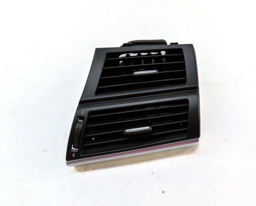 Thumbnail 2: 2012 BMW X5 (E70) FRONT FAR RIGHT OUTER PASSENGER A/C HEATER AIR VENT 9227768