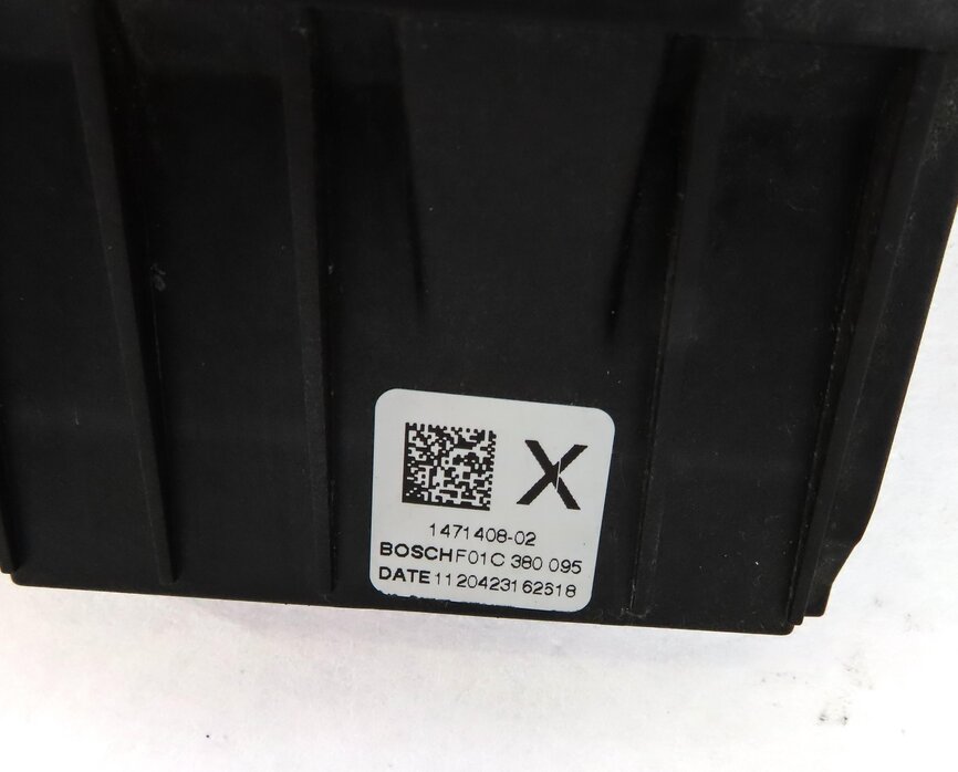 Thumbnail 4: 2012 BMW X5 (E70) 3.0L DIESEL M57Y ENGINE DEF SCR FLUID TANK PROCESSING MODULE