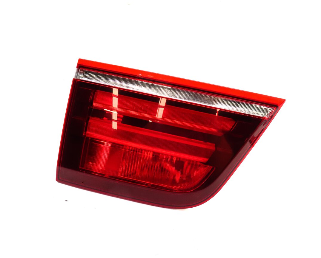 11-13 BMW X5 X5M (E70) LEFT DRIVER INNER TAILLIGHT LIGHT LAMP (INCANDESCENT)