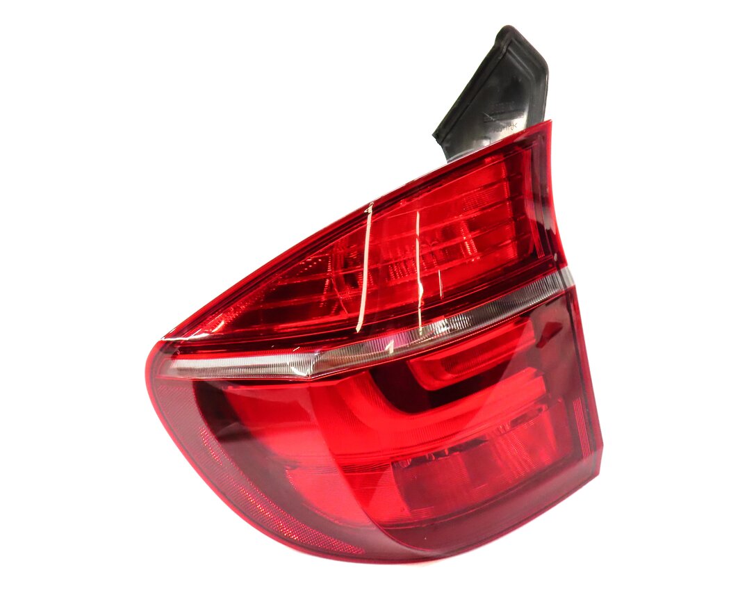 Thumbnail 4: 2011-2013 BMW X5 X5M (E70) LEFT DRIVER REAR OUTER TAILLIGHT BRAKE LIGHT LAMP