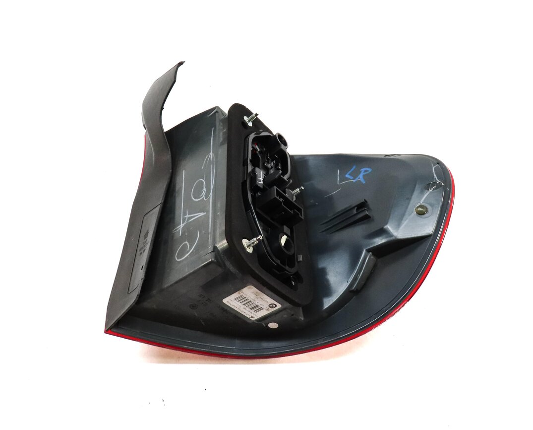Thumbnail 5: 2011-2013 BMW X5 X5M (E70) LEFT DRIVER REAR OUTER TAILLIGHT BRAKE LIGHT LAMP