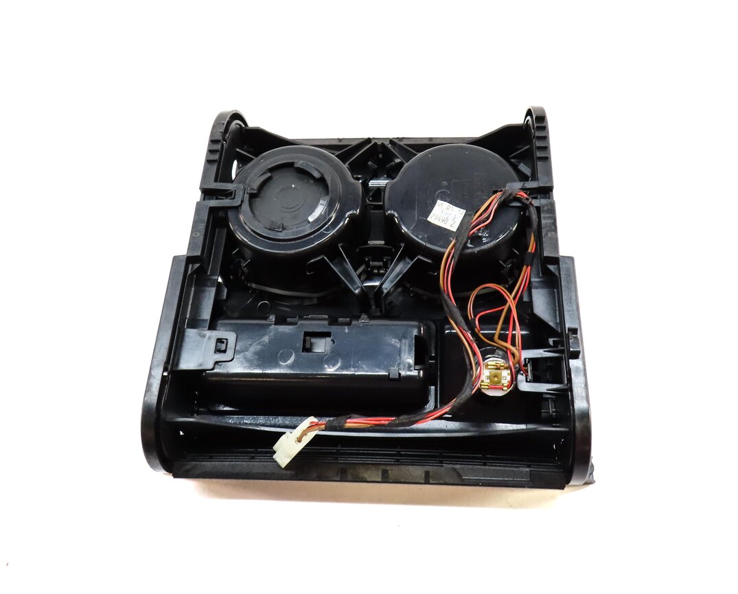 Thumbnail 6: 2012 BMW X5 (E70) FRONT CENTER CONSOLE CUPHOLDER CUP HOLDER w/ 12v SOCKET