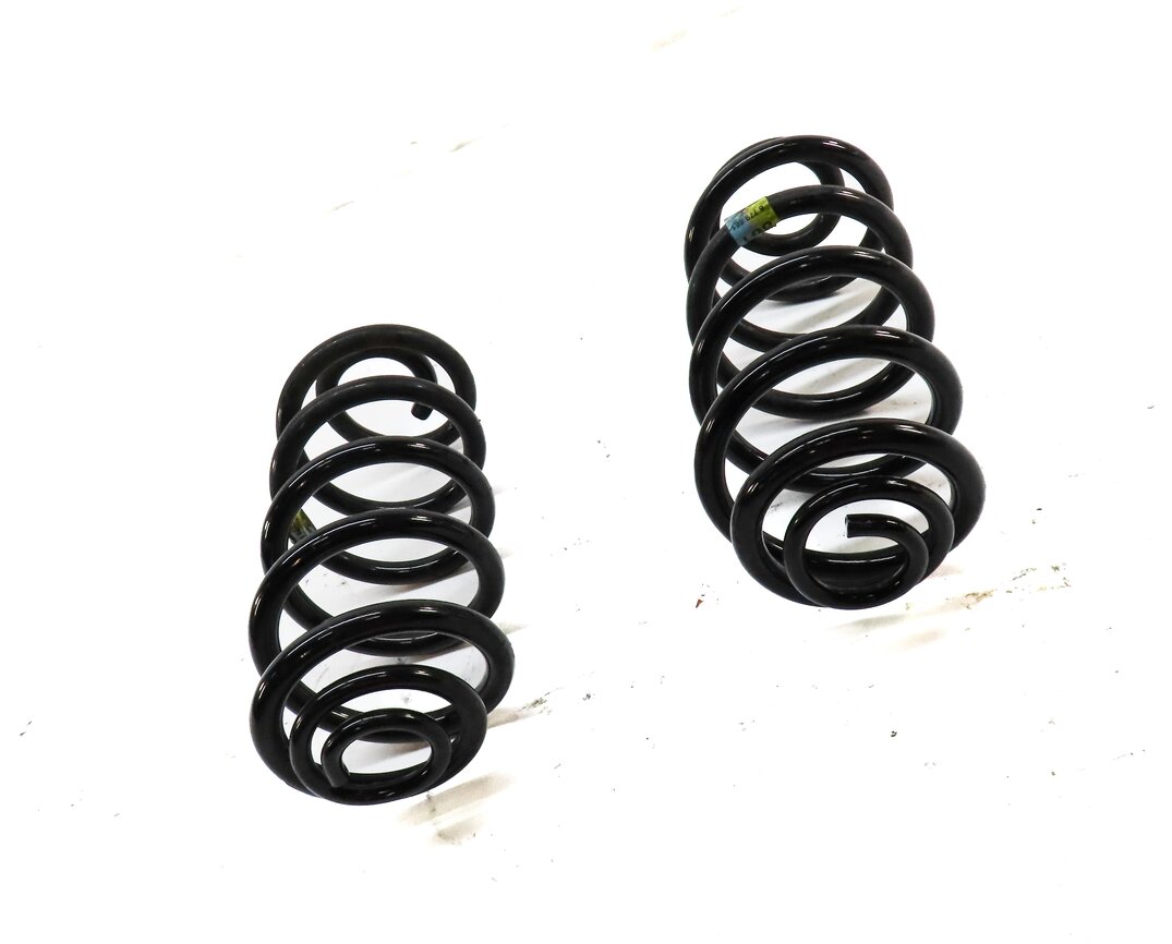 Thumbnail 3: 2007-2013 BMW X5 (E70) LEFT & RIGHT REAR STANDARD SUSPENSION COIL SPRING SET 2