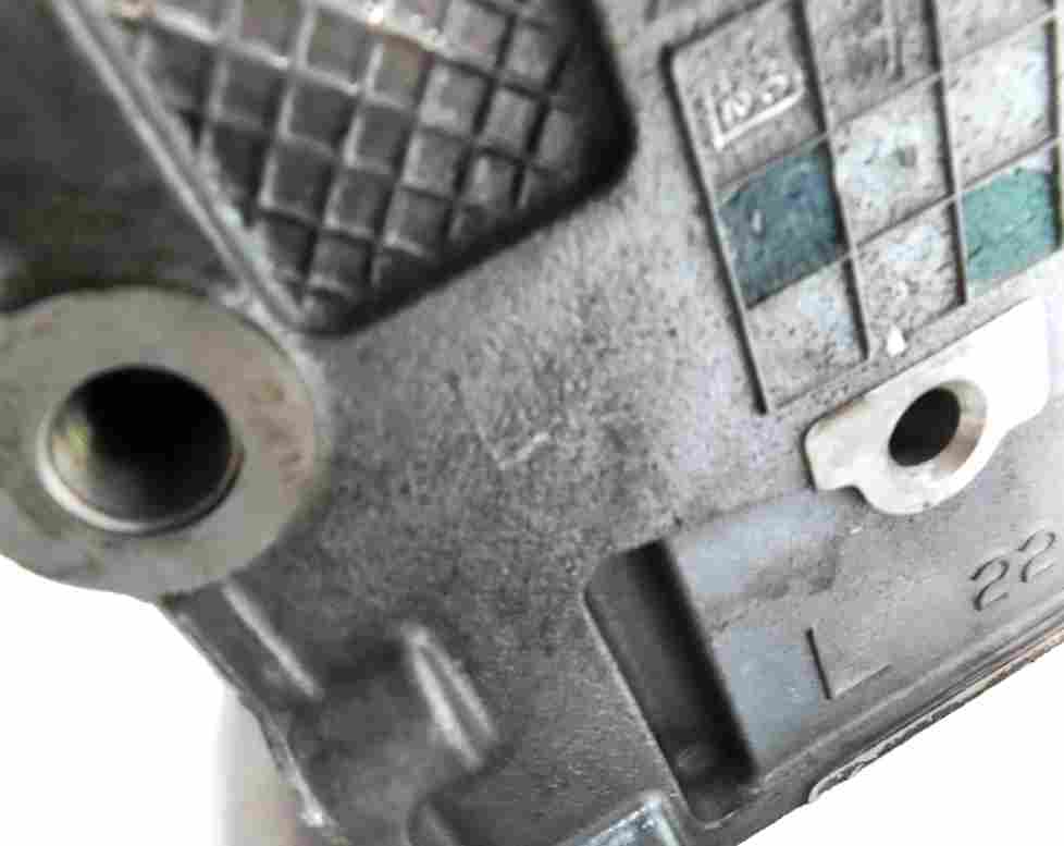 Thumbnail 12: 2006 RANGE ROVER SPORT (L320 L322) 4.2L SUPERCHARGED ENGINE LEFT CYLINDER HEAD