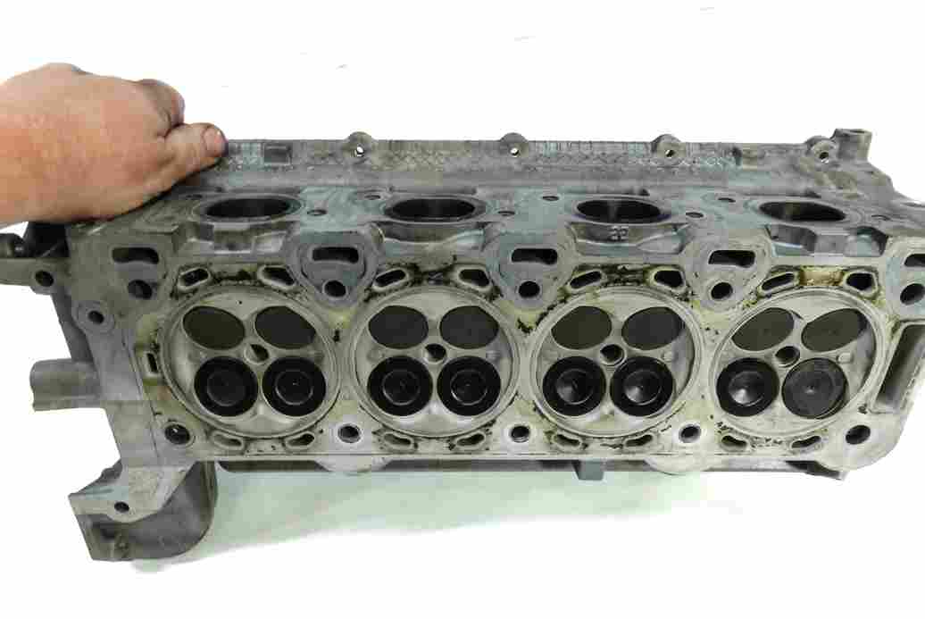Thumbnail 8: 2006 RANGE ROVER SPORT (L320 L322) 4.2L SUPERCHARGED ENGINE LEFT CYLINDER HEAD