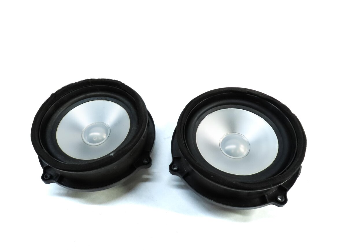 Thumbnail 5: 2006 RANGE ROVER SPORT (L320) LOGIC 7 AUDIO SUB SUBWOOFER TWEETER SPEAKER SET