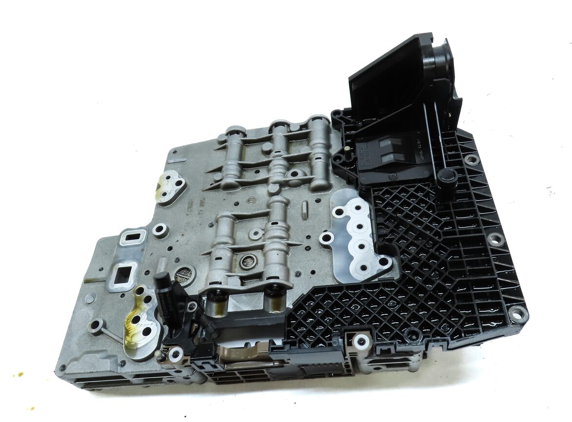 Thumbnail 2: 06-09 RANGE ROVER SPORT (L320 L322) 4.2L 6HP-26 AUTO TRANSMISSION VALVE BODY
