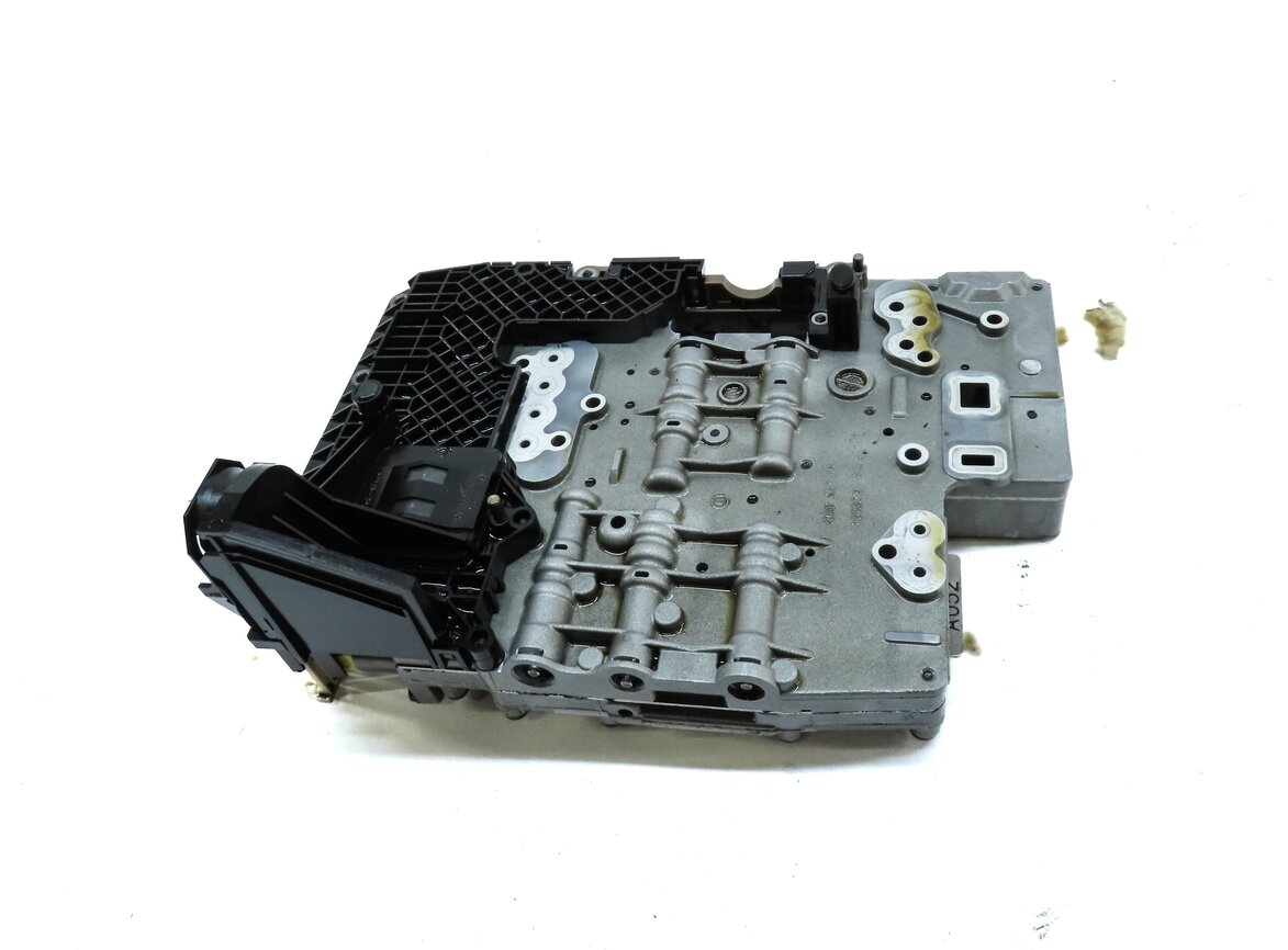 Thumbnail 4: 06-09 RANGE ROVER SPORT (L320 L322) 4.2L 6HP-26 AUTO TRANSMISSION VALVE BODY