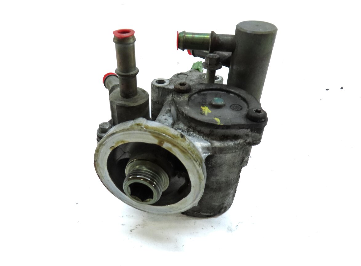 Thumbnail 4: 2006 RANGE ROVER SPORT (L320) 4.2L V8 ENGINE OIL FILTER HOUSING ADAPTER