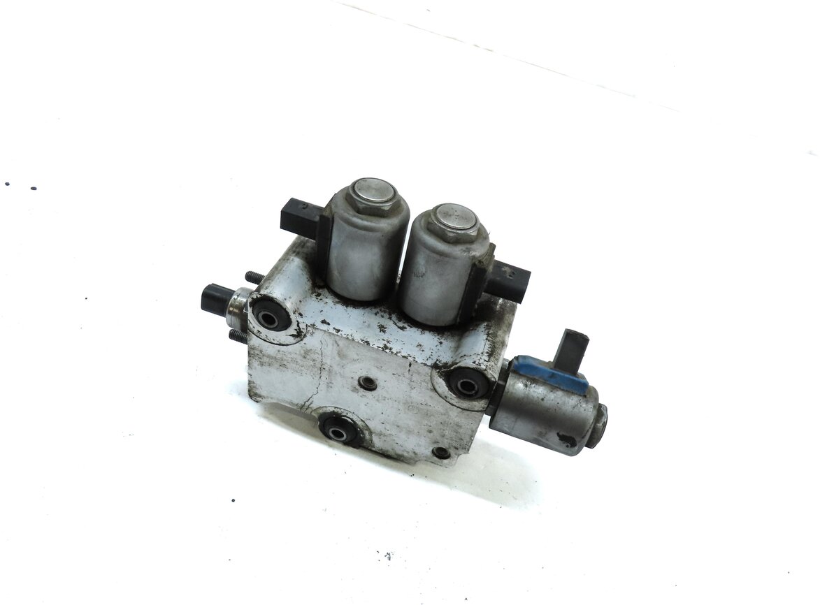 2006 RANGE ROVER SPORT (L320) 4.2L SUPER ARC ACTIVE ROLL SUSPENSION VALVE BLOCK