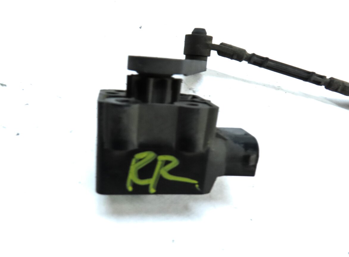 Thumbnail 5: 2006 RANGE ROVER SPORT (L320) REAR RIGHT SUSPENSION HEIGHT LEVEL SENSOR