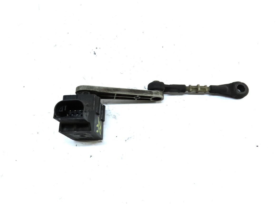 Thumbnail 4: 2006 RANGE ROVER SPORT (L320) FRONT RIGHT SUSPENSION HEIGHT LEVEL SENSOR