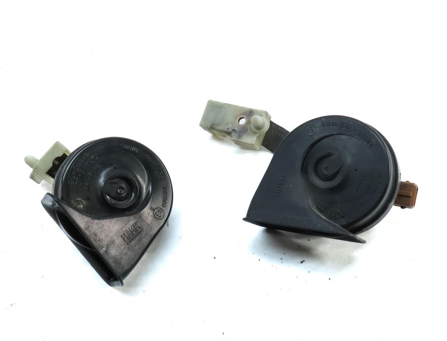 Thumbnail 2: 2006-2009 RANGE ROVER SPORT (L320) HIGH & LOW TONE SAFETY HORN SET-2