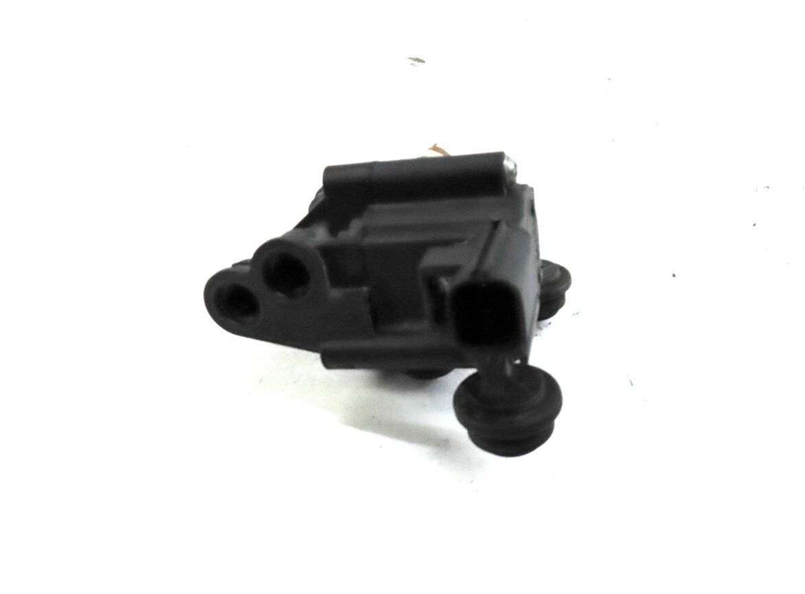 Thumbnail 9: 2006 RANGE ROVER SPORT (L320) FRONT & REAR AIR SUSPENSION VALVE BLOCK SET-3