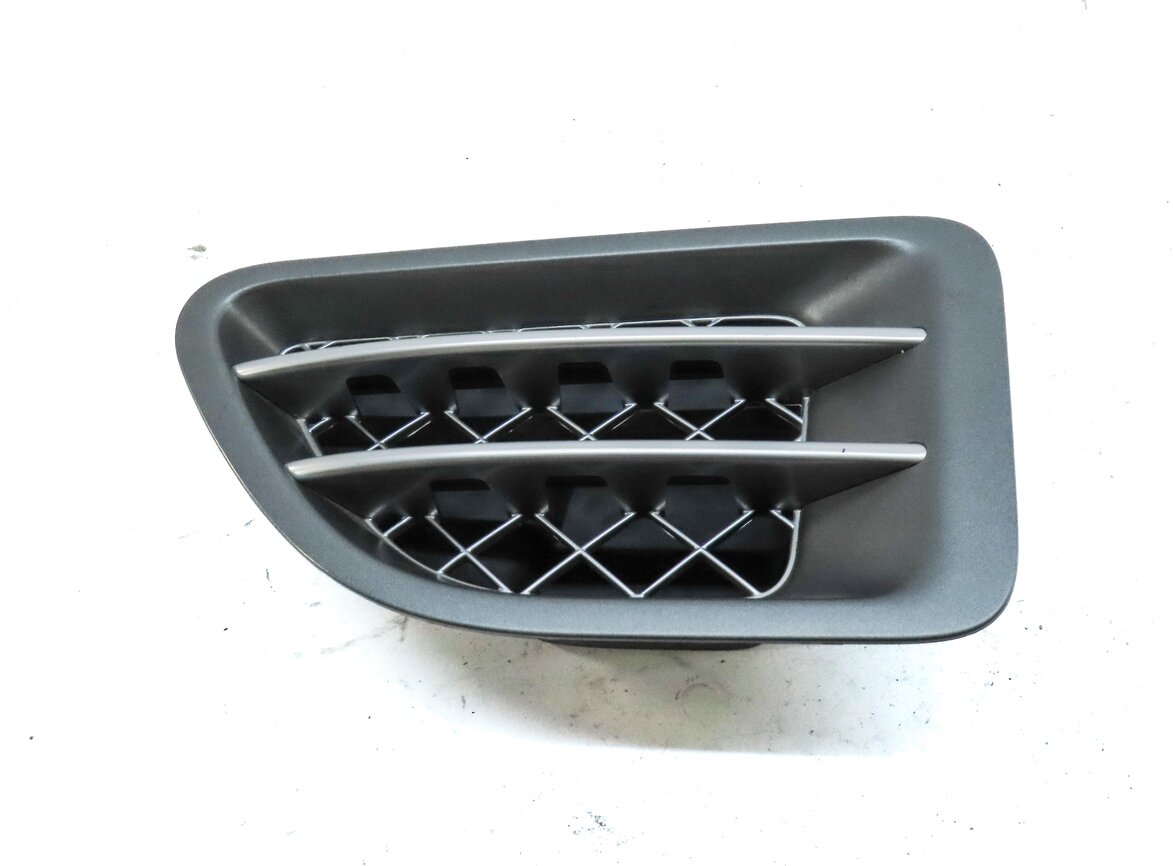 Thumbnail 2: 2006 RANGE ROVER SPORT (L320) FRONT LEFT DRIVER FENDER GRILLE VENT TRIM