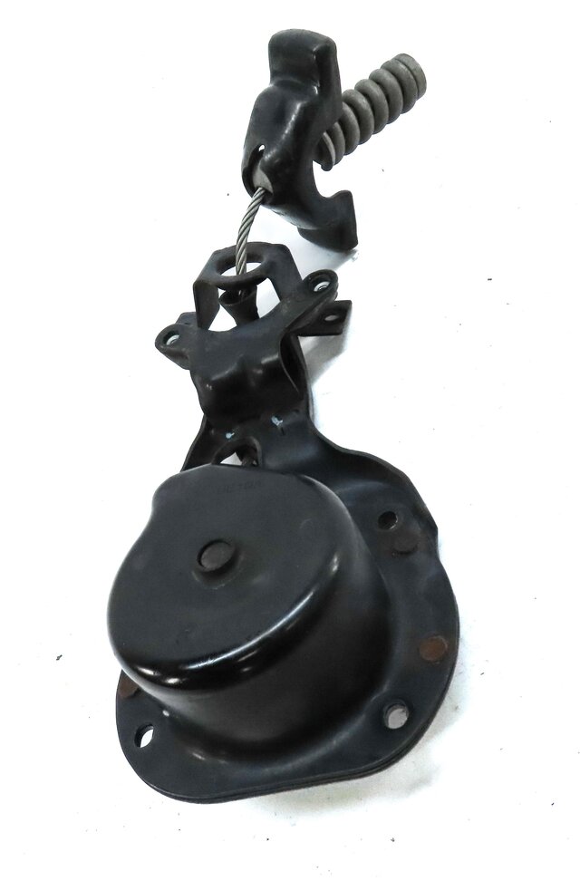 Thumbnail 3: 2006 RANGE ROVER SPORT (L320) EMERGENCY SPARE TIRE CARRIER WINCH HOLDER
