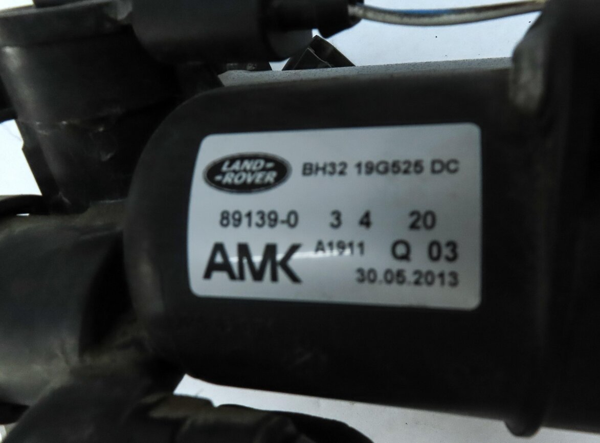 Thumbnail 7: 05-16 LAND ROVER LR3 LR4 / RANGE ROVER SPORT (L320) SUSPENSION COMPRESSOR (AMK)