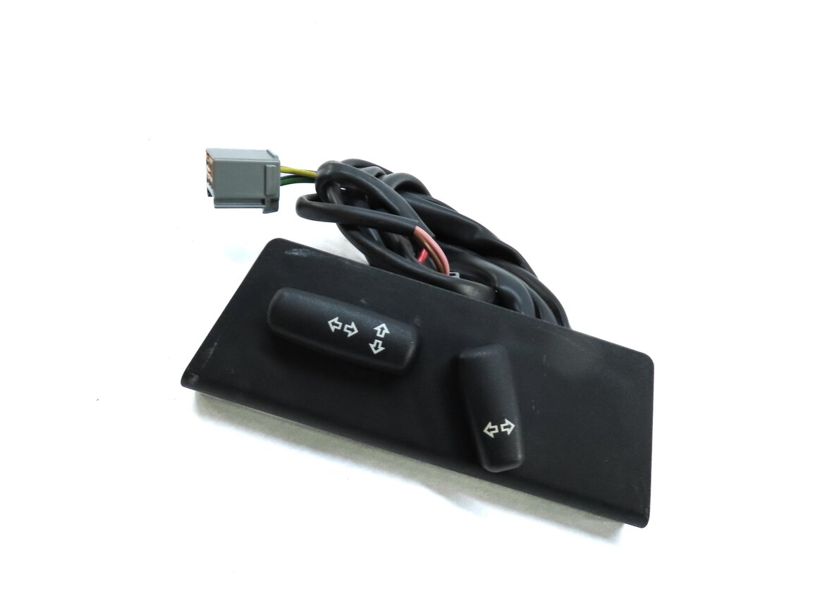 2006 RANGE ROVER SPORT (L320) FRONT RIGHT PASSENGER SEAT ADJUST SWITCH