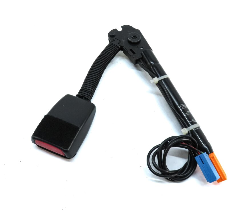 Thumbnail 2: 2005-2006 LR3 / RANGE ROVER SPORT (L320) RIGHT FRONT SEATBELT BUCKLE RECEIVER