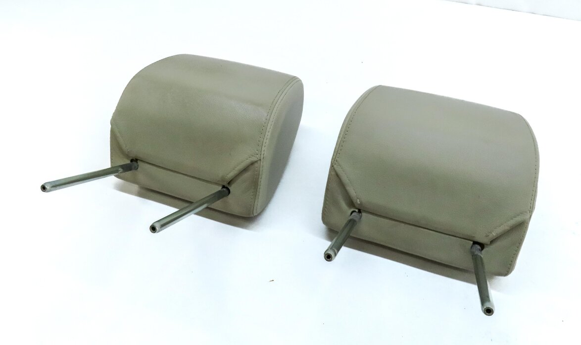Thumbnail 1: 2006 RANGE ROVER SPORT (L320) FRONT LEFT & RIGHT SEAT HEADREST SET-2 (IVORY)