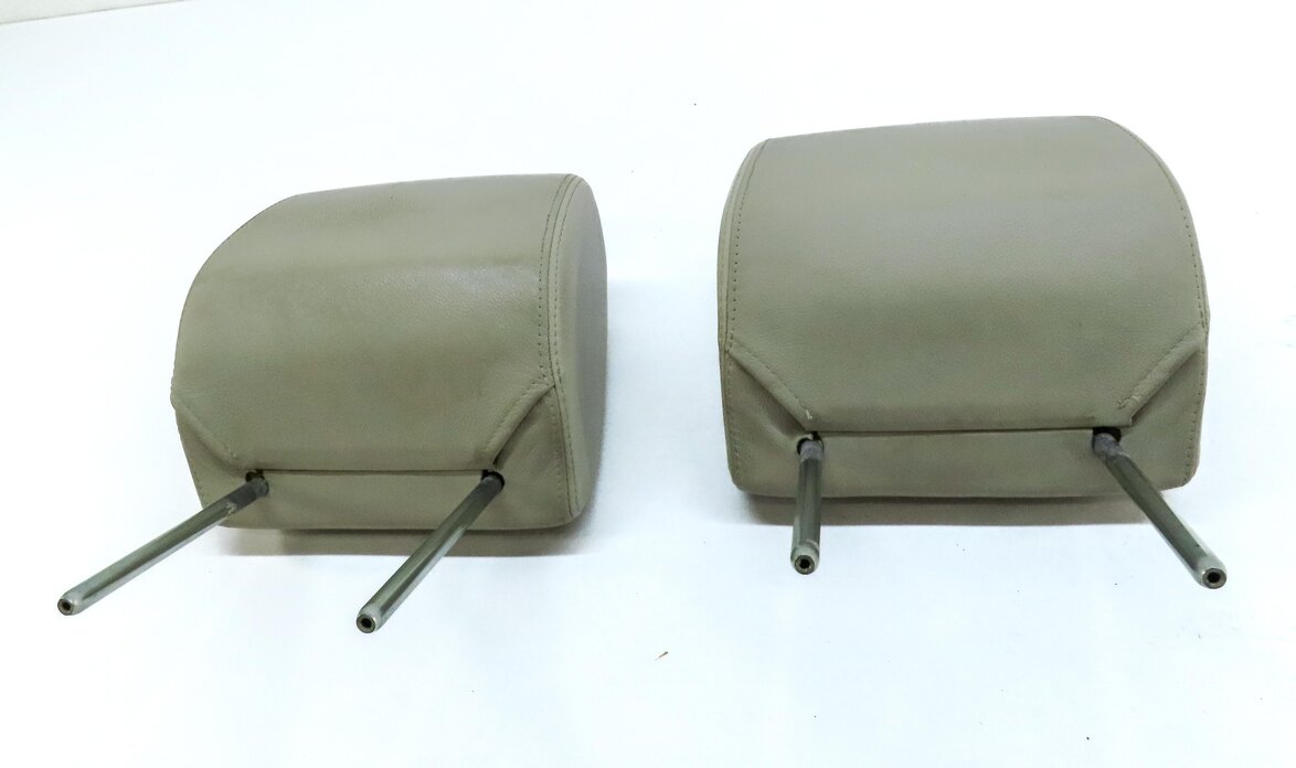 Thumbnail 2: 2006 RANGE ROVER SPORT (L320) FRONT LEFT & RIGHT SEAT HEADREST SET-2 (IVORY)
