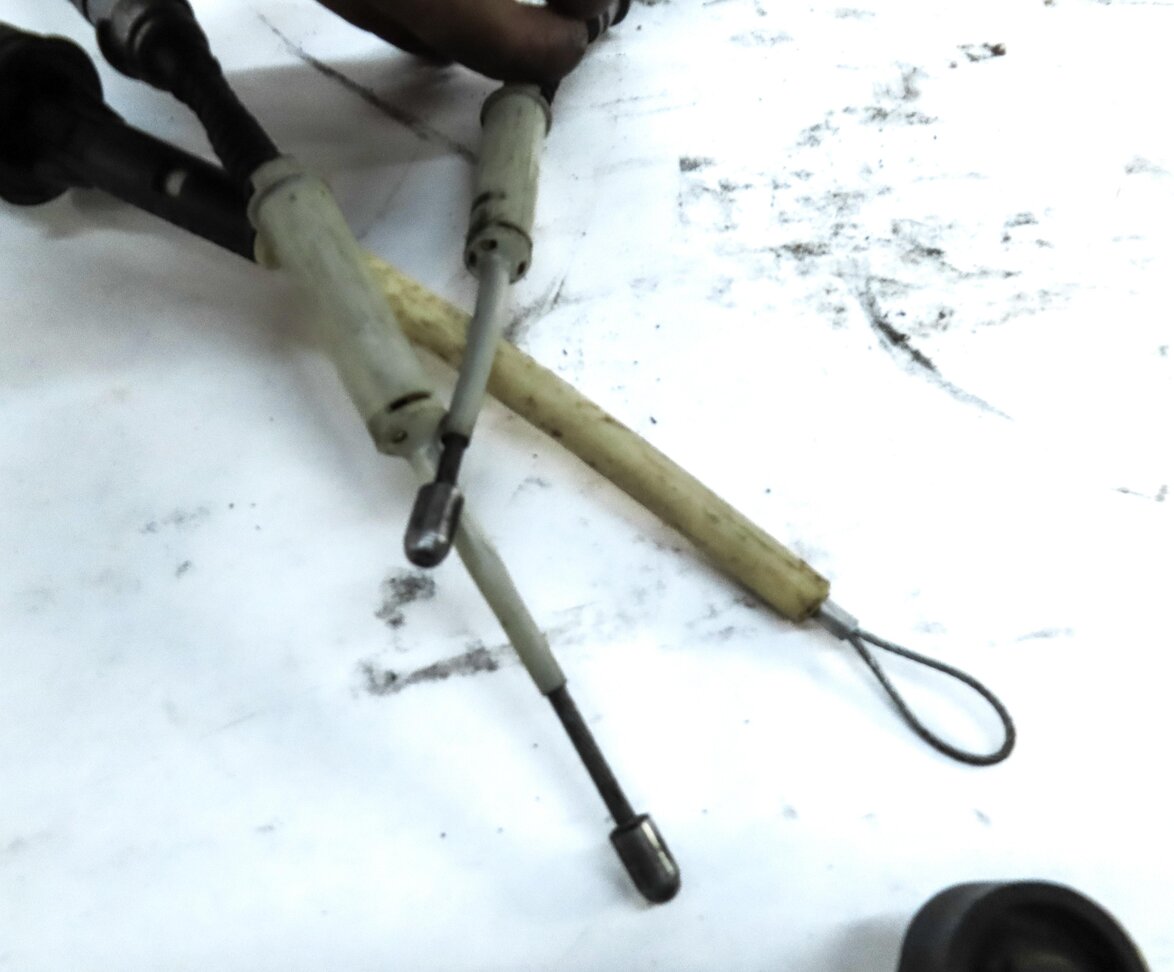 Thumbnail 8: 2006 RANGE ROVER SPORT (L320) EMERGENCY ELECTRONIC PARKING BRAKE ACTUATOR MOTOR
