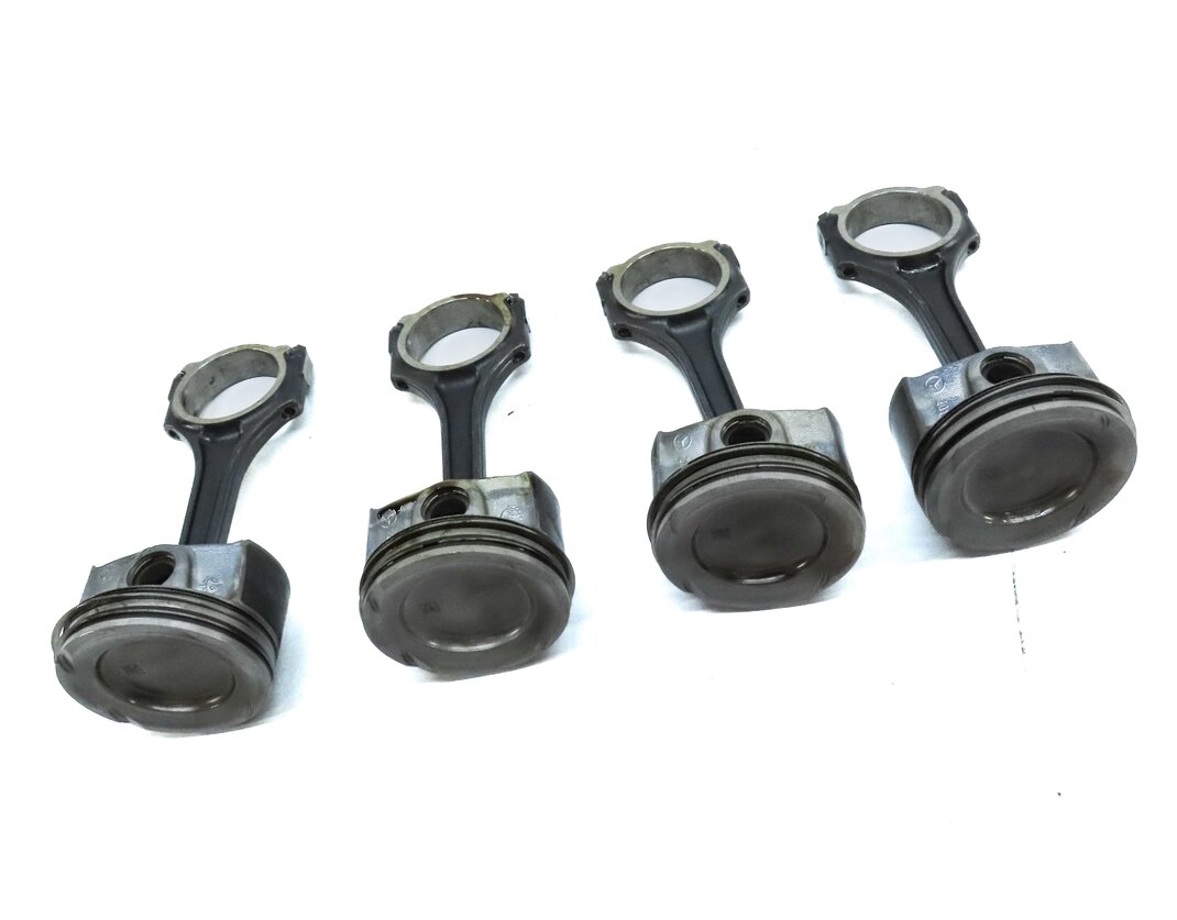 Thumbnail 3: 15-22 MERCEDES C E GLC SLC SLK (W205 W213 R171 X254) 2.0L M274 ENGINE PISTON SET
