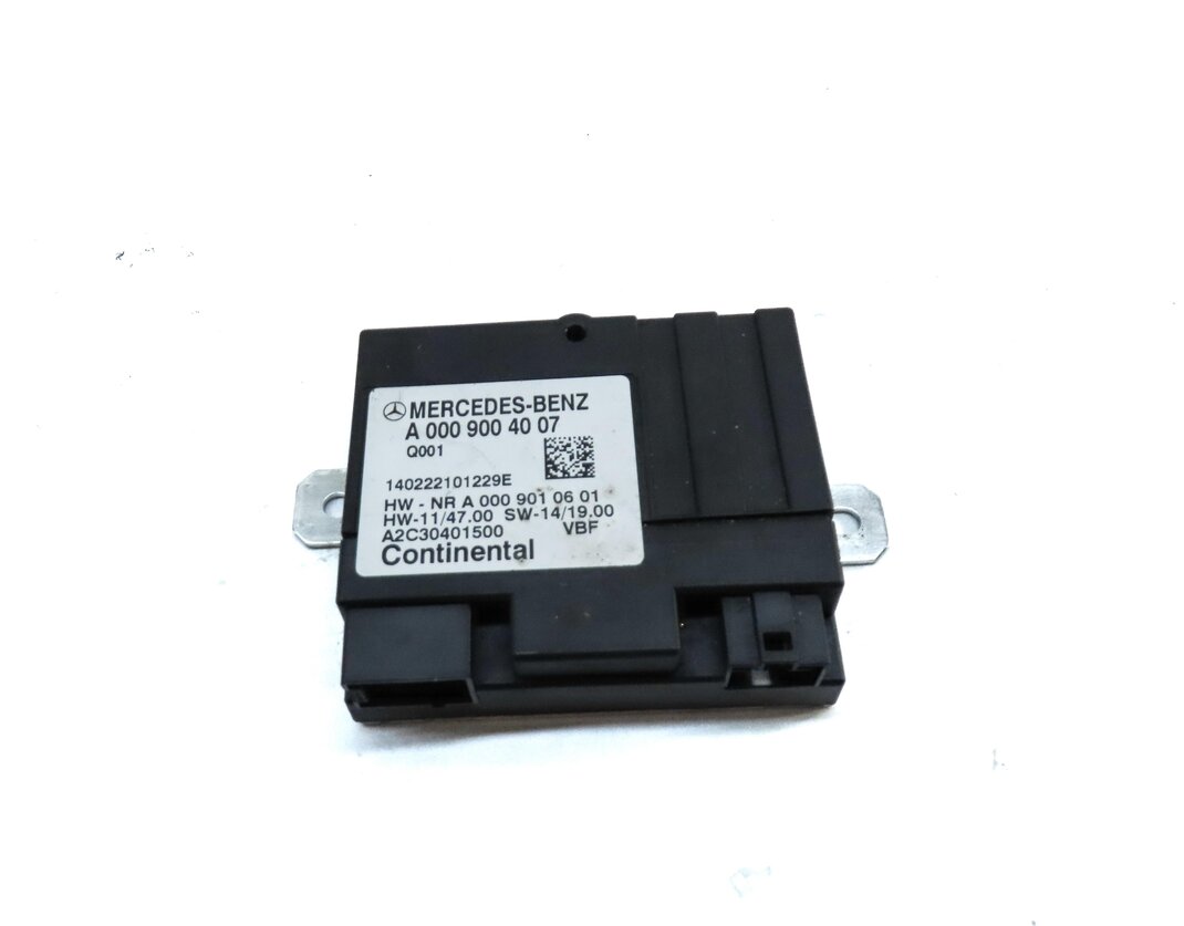 Thumbnail 2: 2015 MERCEDES C300 (W205) FUEL PUMP CONTROL MODULE