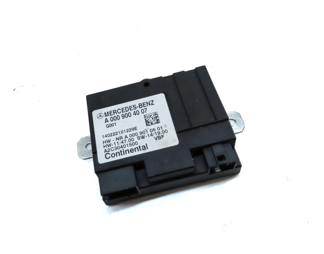 Thumbnail 3: 2015 MERCEDES C300 (W205) FUEL PUMP CONTROL MODULE