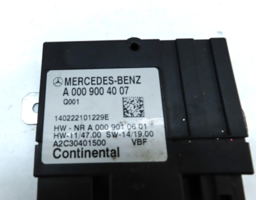 Thumbnail 4: 2015 MERCEDES C300 (W205) FUEL PUMP CONTROL MODULE