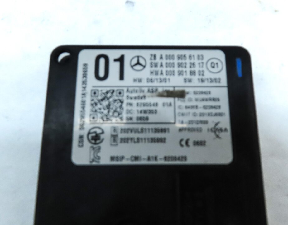 Thumbnail 4: 2015-2016 MERCEDES C300 C350 C400 C450 C63 (W205) REAR BLIND SPOT RADAR MODULE