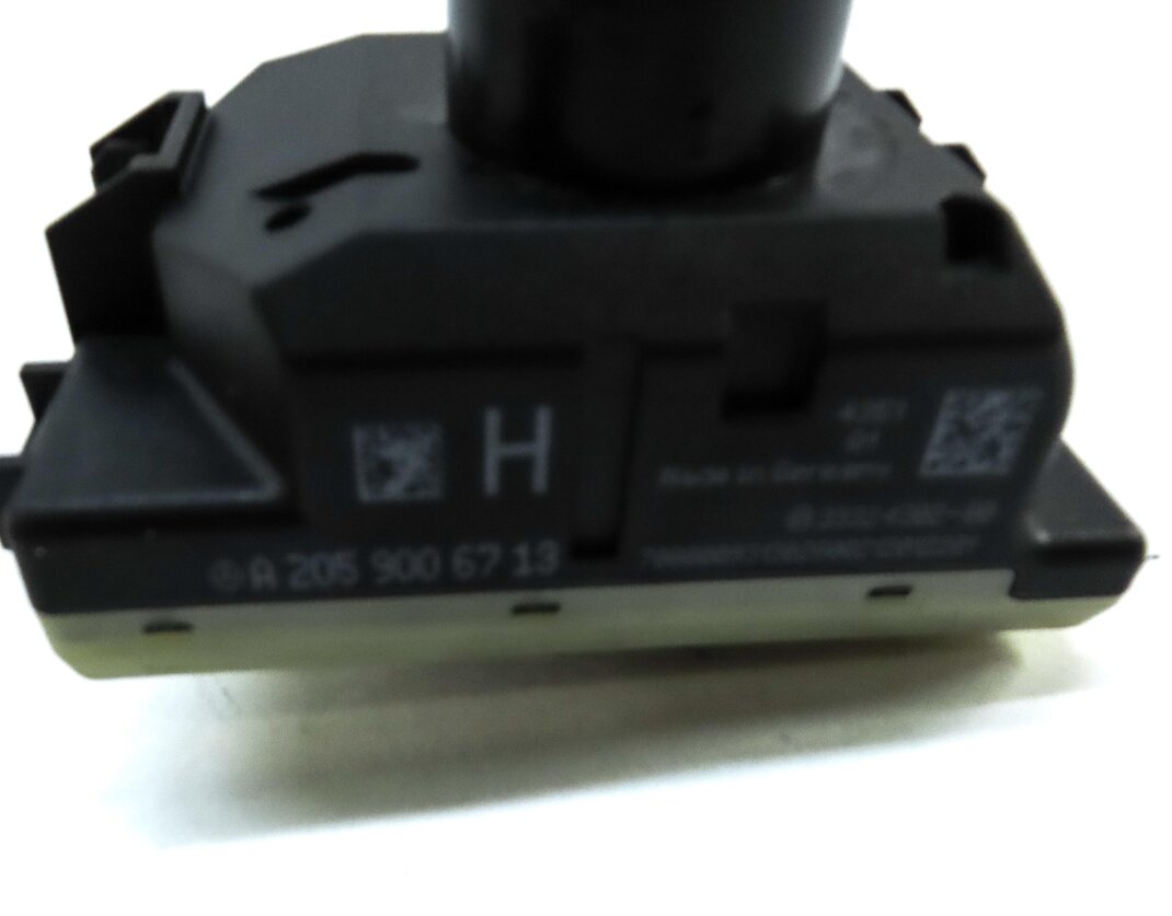 Thumbnail 4: 2018-2019 MERCEDES BENZ C300 GLC300 GLC350e (W205 X253) IGNITION SWITCH MODULE