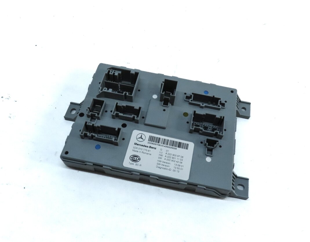 Thumbnail 5: 15-16 MERCEDES C300 C350 C400 C450 (W205) REAR SIGNAL ACQUISITON CONTROL MODULE