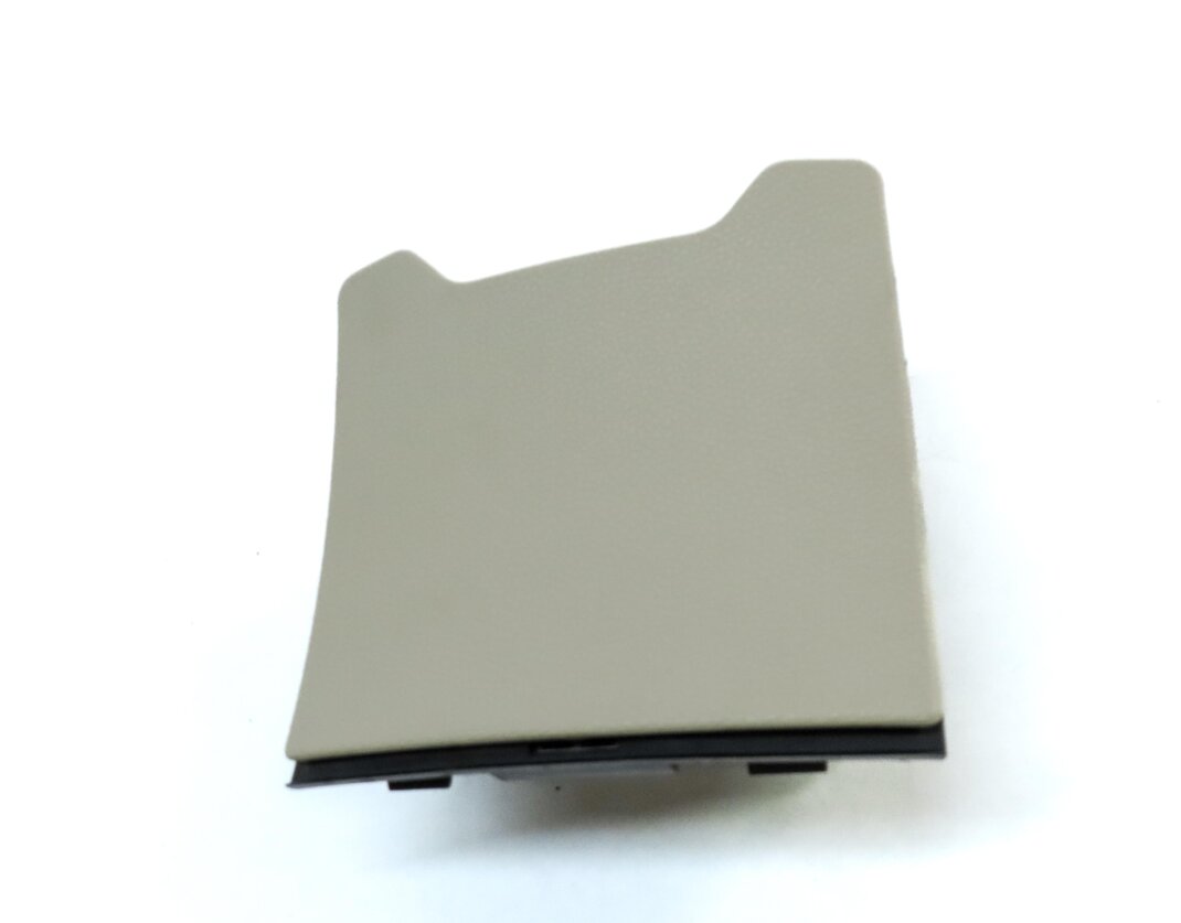 Thumbnail 3: 2015 MERCEDES C300 (W205) REAR CENTER CONSOLE ASHTRAY COMPARTMENT (BEIGE)