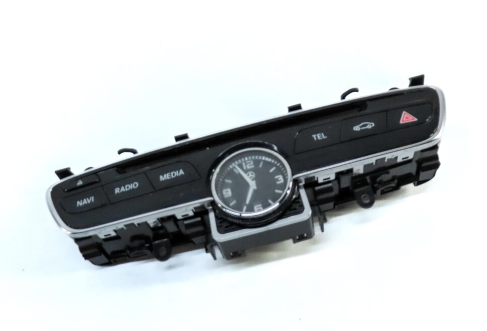 Thumbnail 3: 2015 MERCEDES C300 (W205) RADIO MEDIA TELEPHONE NAVIGATION HAZARD SWITCH CLOCK