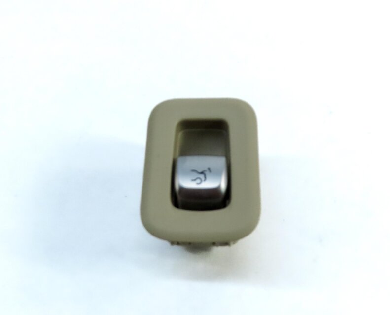 Thumbnail 2: 2015 MERCEDES C300 (W205) REAR TRUNK RELEASE SWITCH BUTTON w/ TRIM (BEIGE)