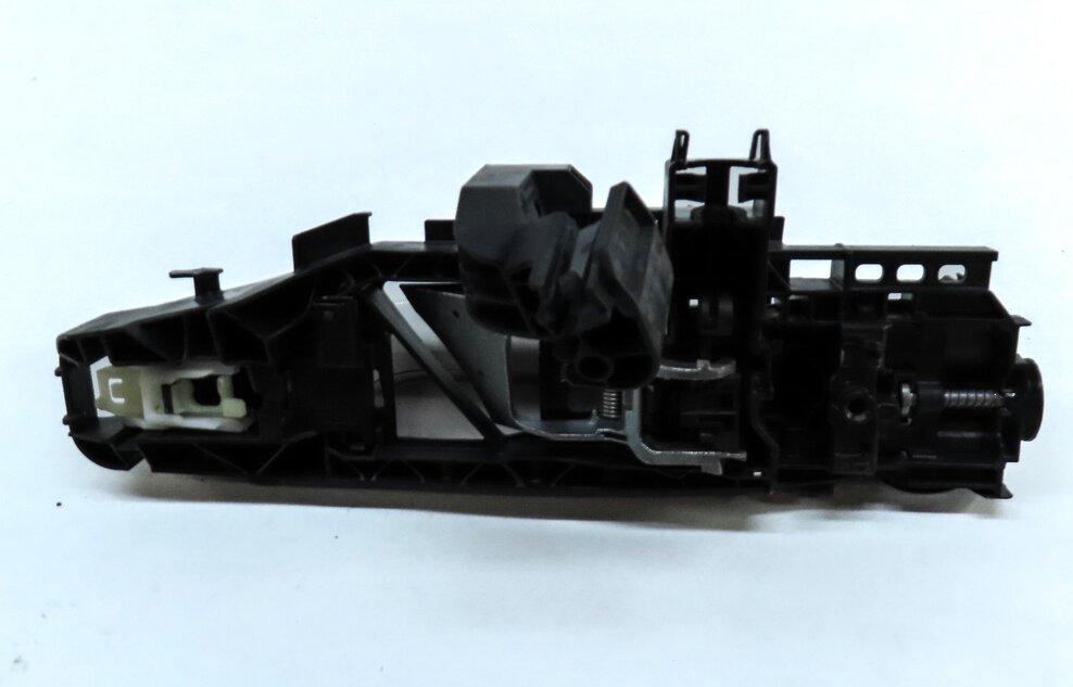 Thumbnail 5: 15-17 MERCEDES C S CLASS (W205 W222) LEFT REAR KEYLESS GO DOOR HANDLE (WHITE)