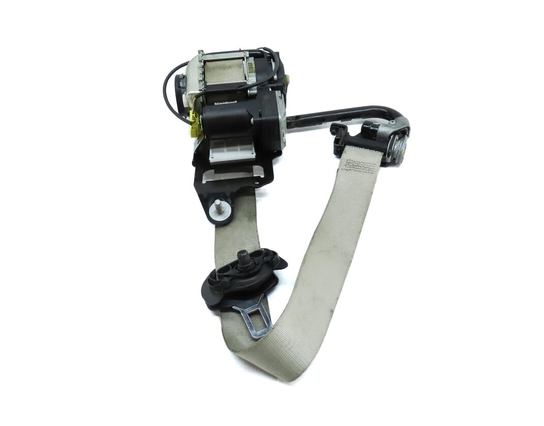 Thumbnail 6: 15-19 MERCEDES C GLC CLASS (W205 X253) RIGHT FRONT SEATBELT RETRACTOR (BEIGE)
