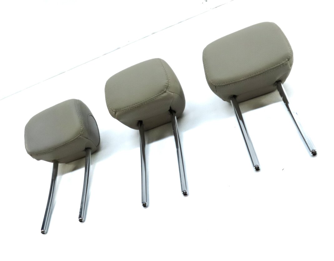Thumbnail 3: 15-21 MERCEDES C-CLASS (W205) REAR SEAT LEFT CENTER RIGHT HEADREST SET-3 (BEIGE)