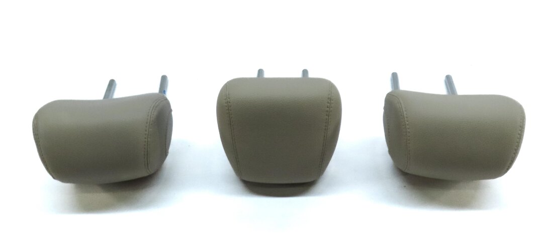 Thumbnail 4: 15-21 MERCEDES C-CLASS (W205) REAR SEAT LEFT CENTER RIGHT HEADREST SET-3 (BEIGE)