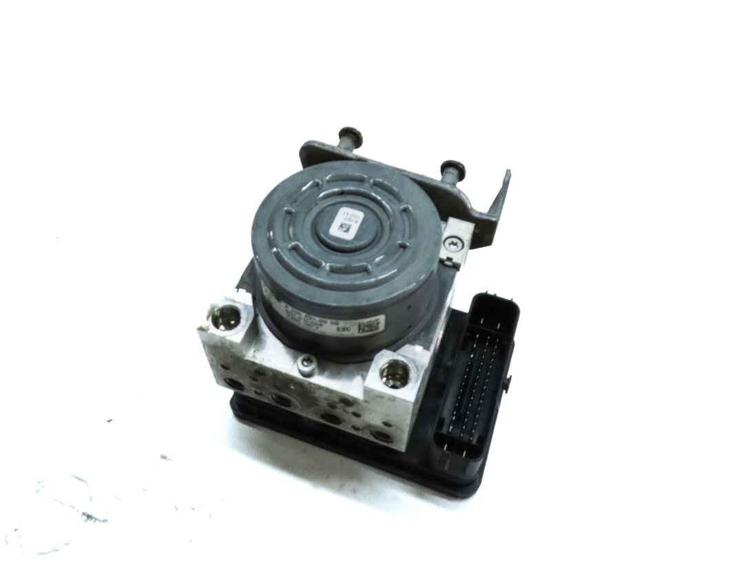 2015 MERCEDES C300 C400 (W205) ABS ESC BRAKE PUMP MODULE (w/o ADAPTIVE CRUISE)