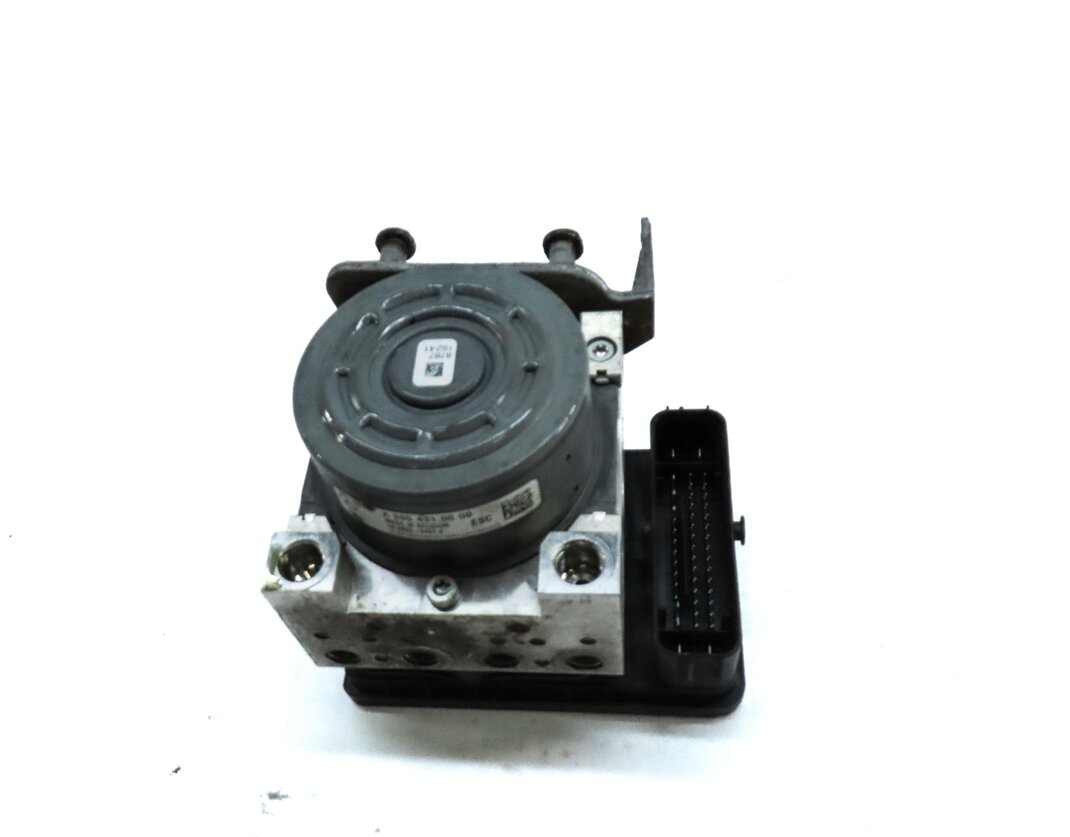 Thumbnail 2: 2015 MERCEDES C300 C400 (W205) ABS ESC BRAKE PUMP MODULE (w/o ADAPTIVE CRUISE)