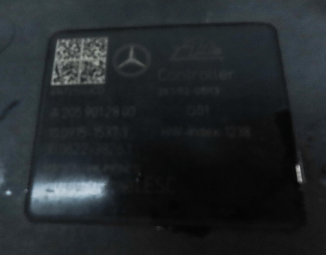 Thumbnail 6: 2015 MERCEDES C300 C400 (W205) ABS ESC BRAKE PUMP MODULE (w/o ADAPTIVE CRUISE)