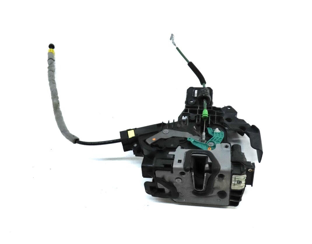 Thumbnail 5: 15-21 MERCEDES C E GLC GLE GLS CLASS (W205 W213 X253 V167) REAR RIGHT DOOR LATCH