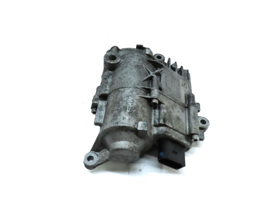 Thumbnail 4: 15-17 MERCEDES C300 (W205) AWD 722.9 AT TRANSMISSION AUXILIARY ELECTRIC OIL PUMP