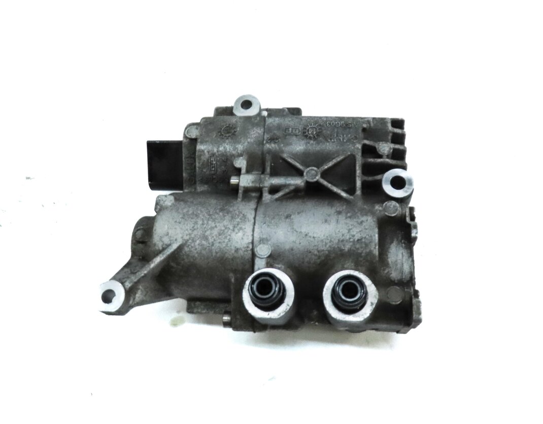 Thumbnail 5: 15-17 MERCEDES C300 (W205) AWD 722.9 AT TRANSMISSION AUXILIARY ELECTRIC OIL PUMP