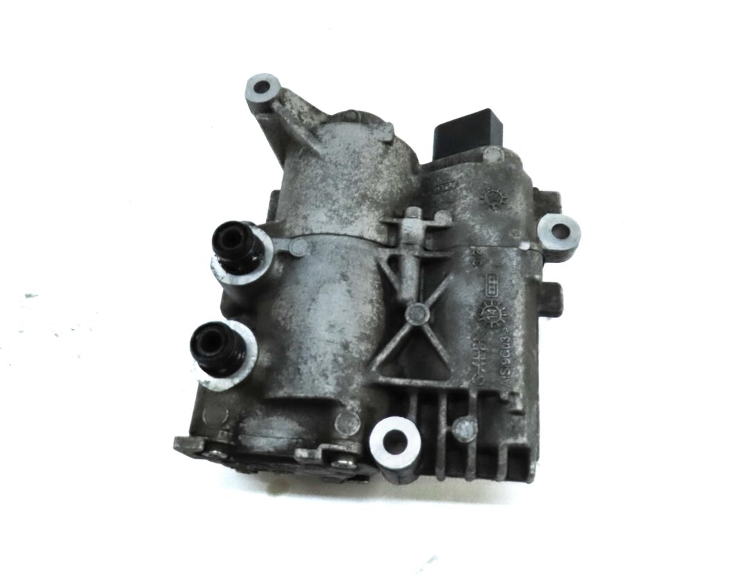 Thumbnail 6: 15-17 MERCEDES C300 (W205) AWD 722.9 AT TRANSMISSION AUXILIARY ELECTRIC OIL PUMP