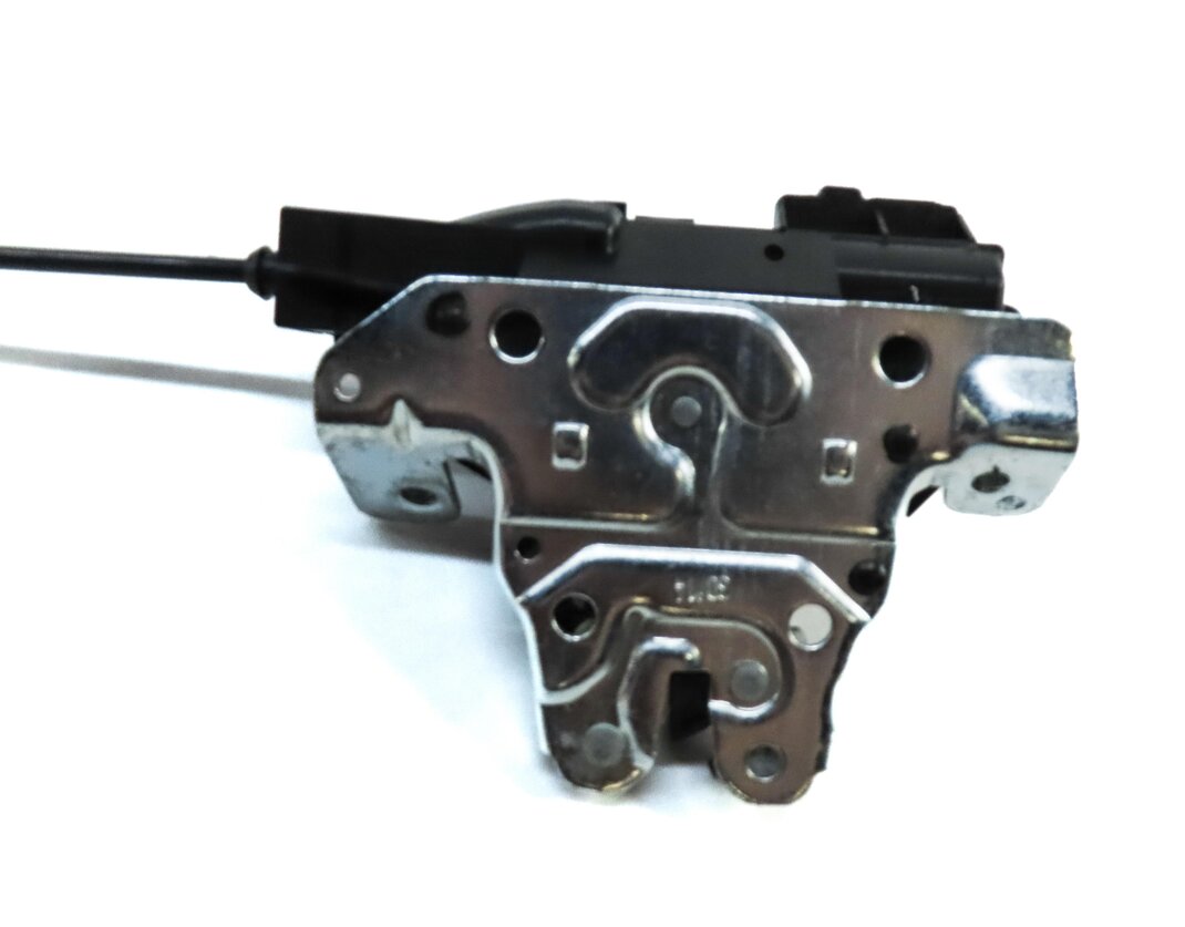 Thumbnail 6: 2015 MERCEDES C300 (W205) REAR TRUNK LOCK LATCH ACTUATOR