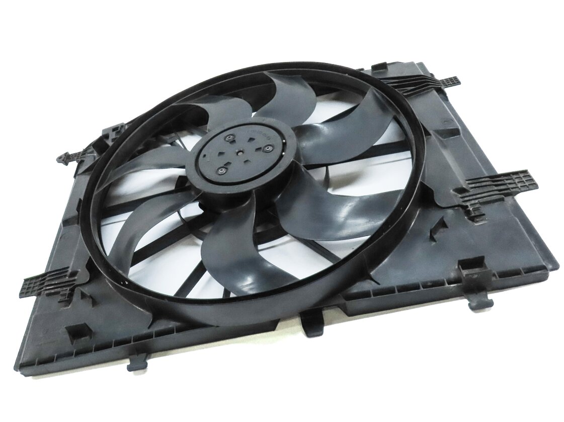 Thumbnail 3: 15-21 MERCEDES C300 C400 W205 ELECTRIC RADIATOR COOLING FAN MOTOR BLADE & SHROUD